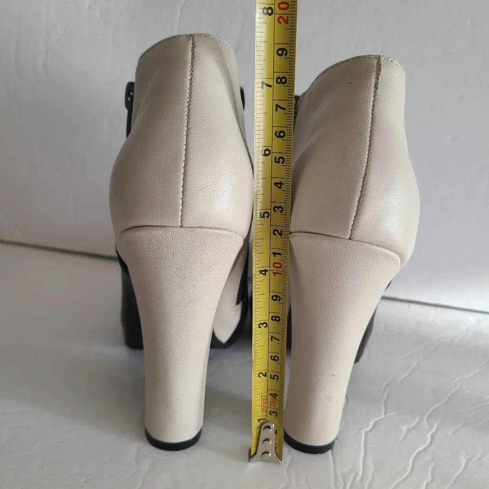 Shoemint Nancy leather booties women's sz.7.5